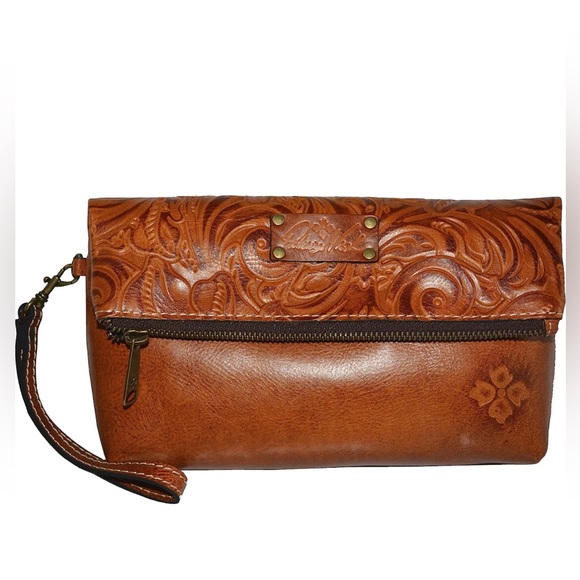 Mundi Wristlet Littlearth Pebble Fold Over Purse Large Wristlet